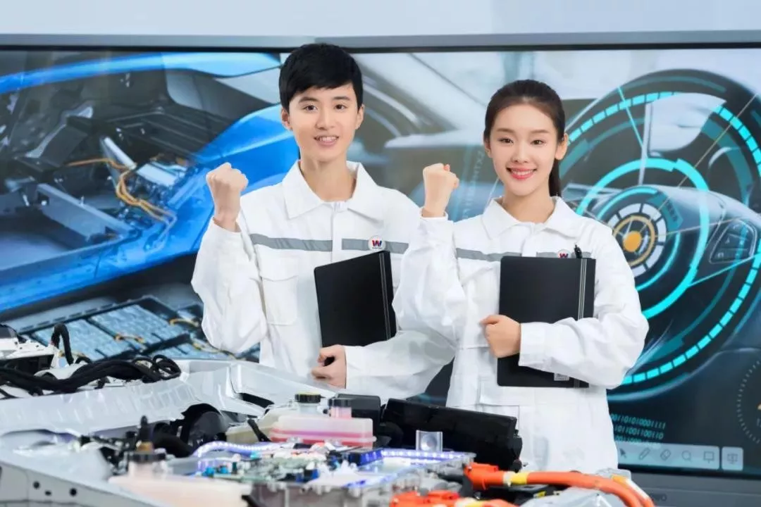 <b>什么樣的汽車學校，最適</b>