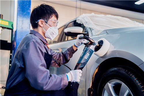 <b>讓數(shù)據(jù)來說話丨汽車美容行業(yè)的前景，到底有多</b>